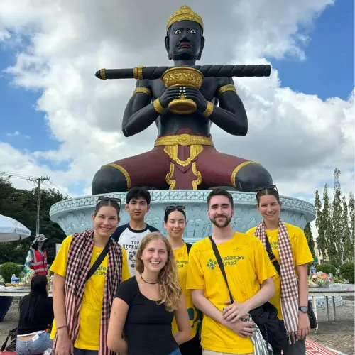 Student-in-Cambodia-Challenges-Abroad